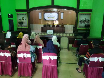 PENYALURAN BANTUAN PANGAN DAN PENYALURAN BLT-DD TAHAP XII DESA SLAWE TAHUN 2025